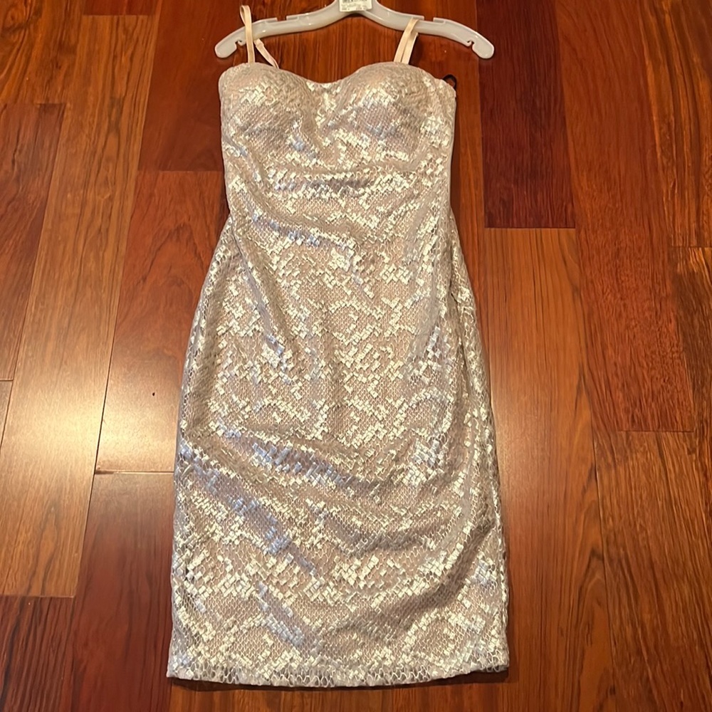 Bebe lace dress